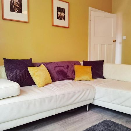 Villa Perry Road, beautiful large house available for Guests&Contractors Parking wifi à Nottingham Extérieur photo