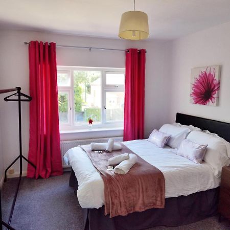Villa Perry Road, beautiful large house available for Guests&Contractors Parking wifi à Nottingham Extérieur photo