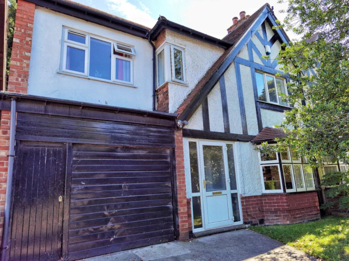 Villa Perry Road, beautiful large house available for Guests&Contractors Parking wifi à Nottingham Extérieur photo