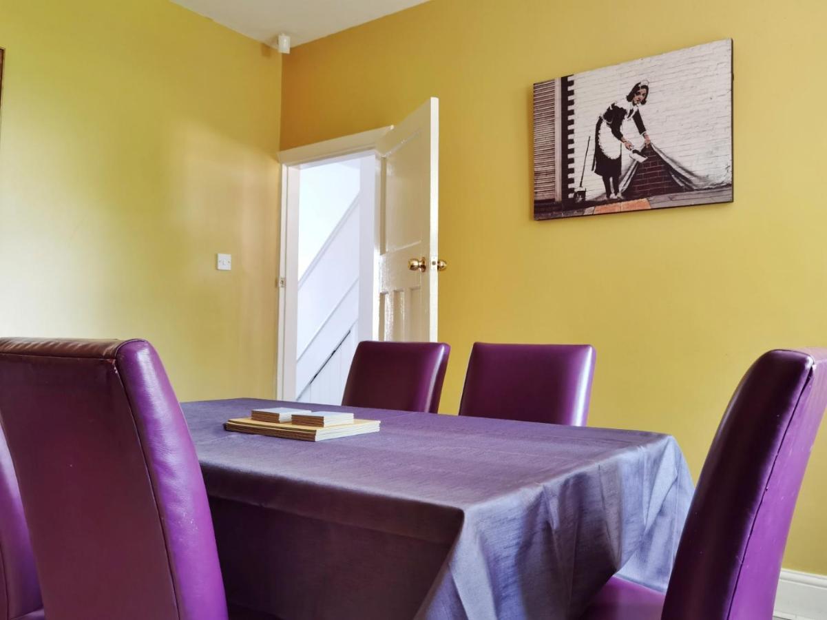 Villa Perry Road, beautiful large house available for Guests&Contractors Parking wifi à Nottingham Extérieur photo