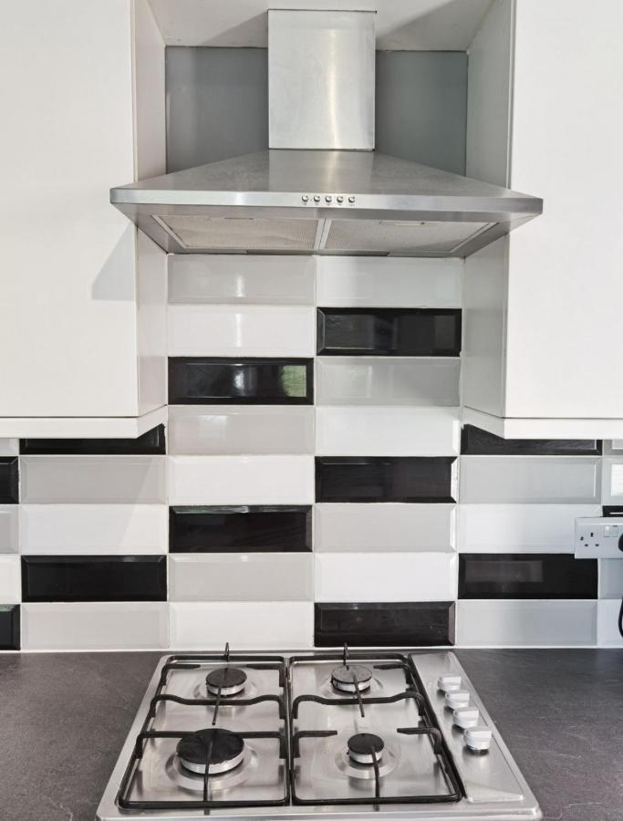 Villa Perry Road, beautiful large house available for Guests&Contractors Parking wifi à Nottingham Extérieur photo