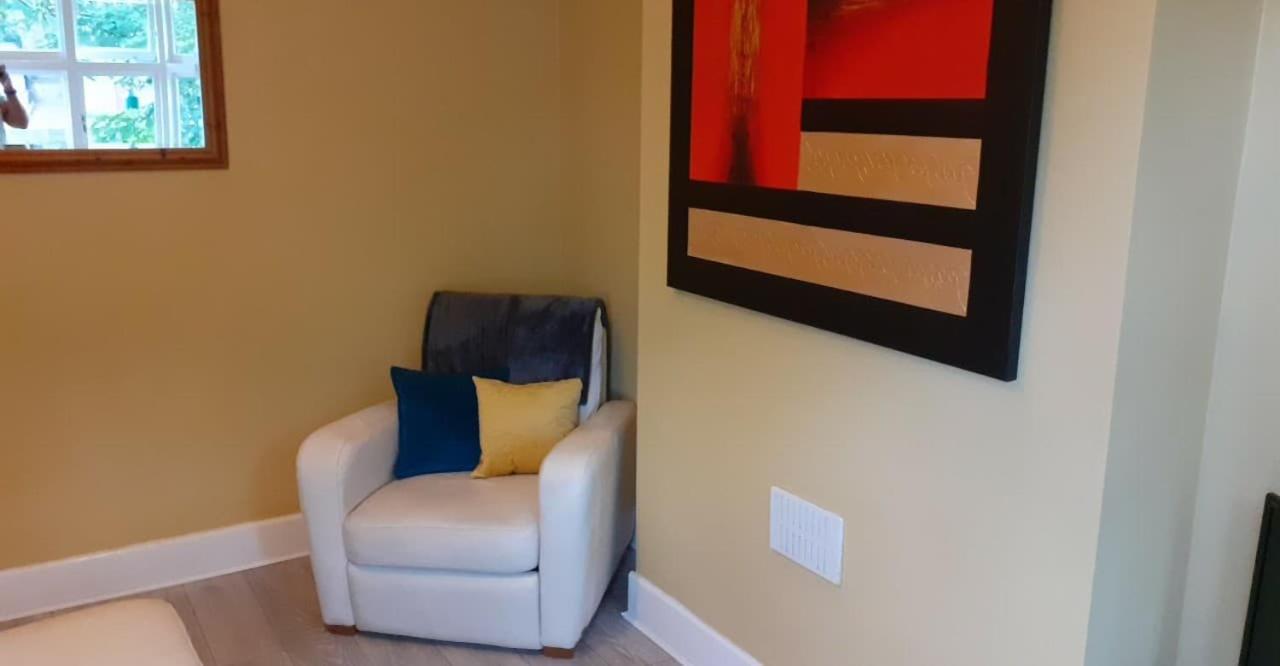 Villa Perry Road, beautiful large house available for Guests&Contractors Parking wifi à Nottingham Extérieur photo